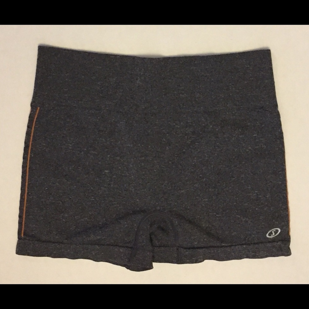 NWOT SPALDING SHORTS